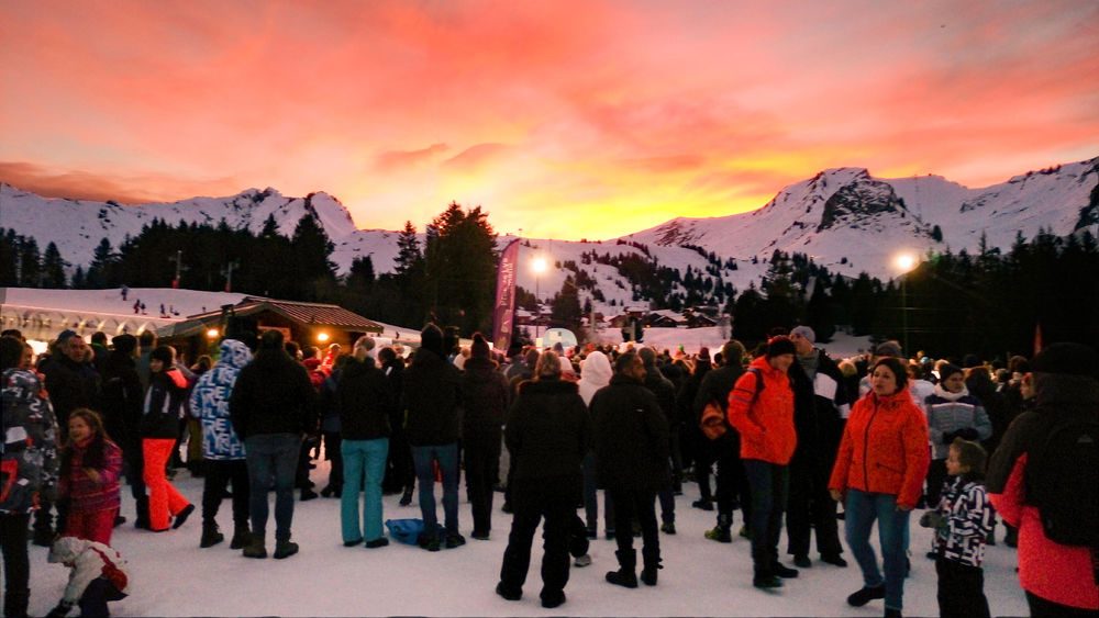 © Welcome drink at Praz de Lys - Praz de Lys Sommand Tourisme