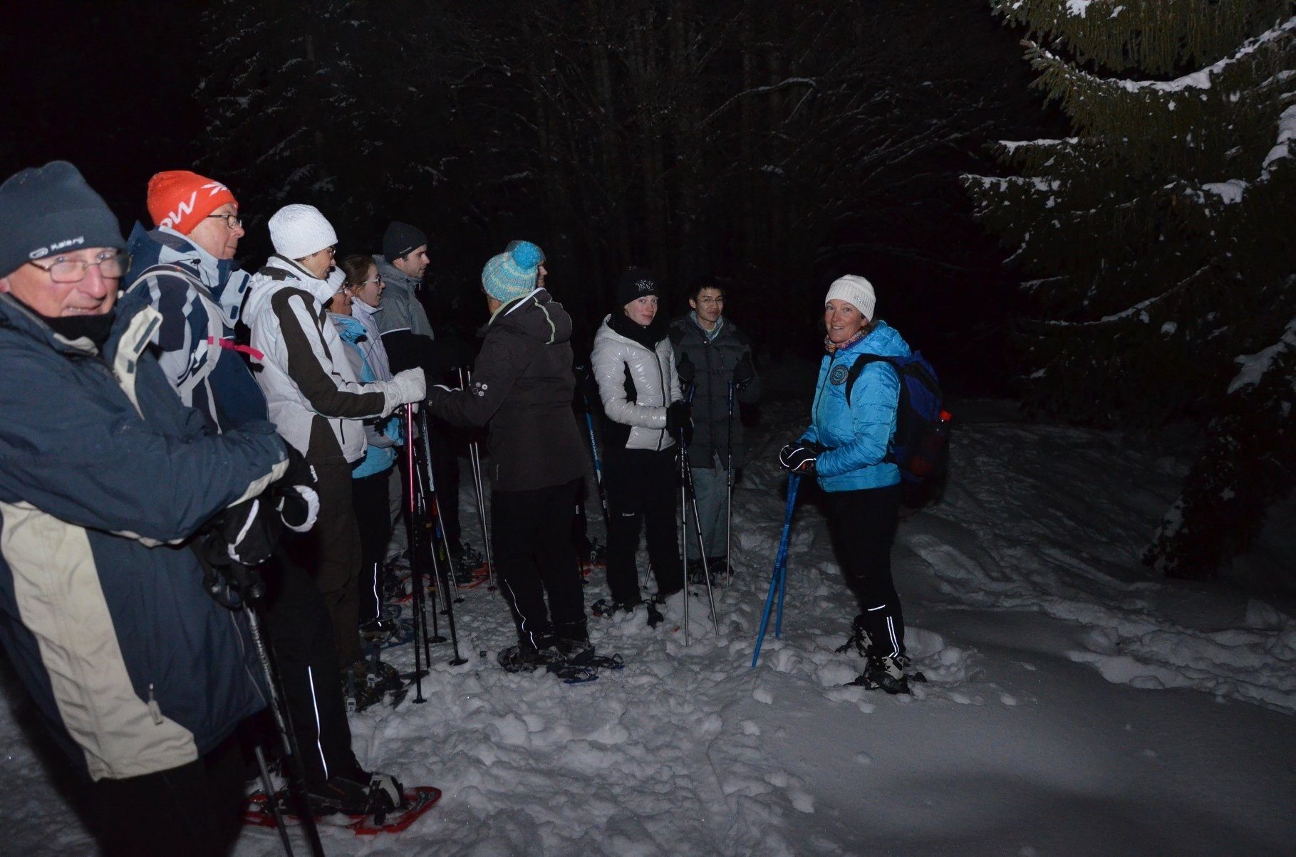 © Snowshoe hike and fondue in a mountain chalet - ESI