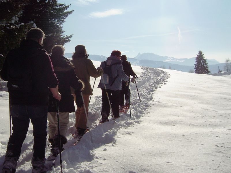 © Tour of the Roc d'Enfer in an expedition tepee - Vecteur Montagne