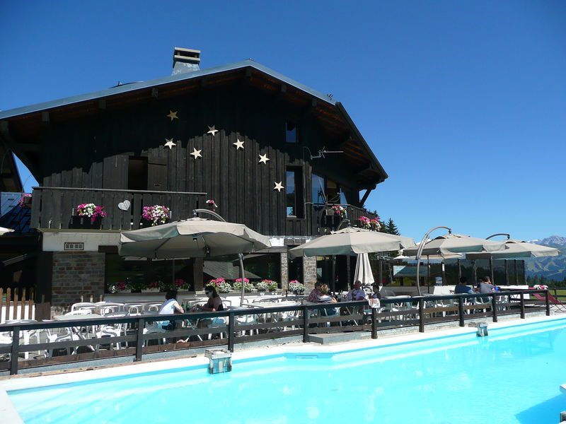 © La Grande Ourse Swimming pool - La Grande Ourse