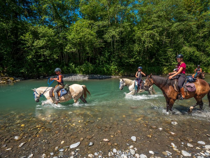 © Giffre Valley loop on horse-back - Gilles Piel