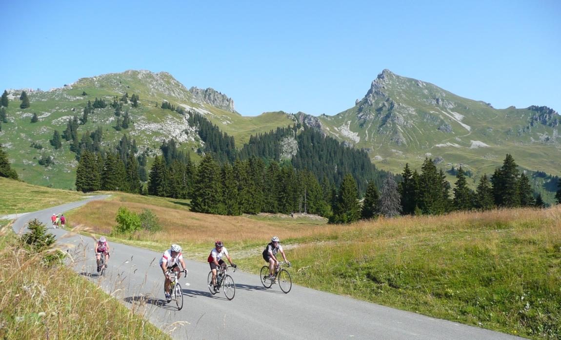 © Col de la Ramaz tourist route - Praz de Lys Sommand Tourisme