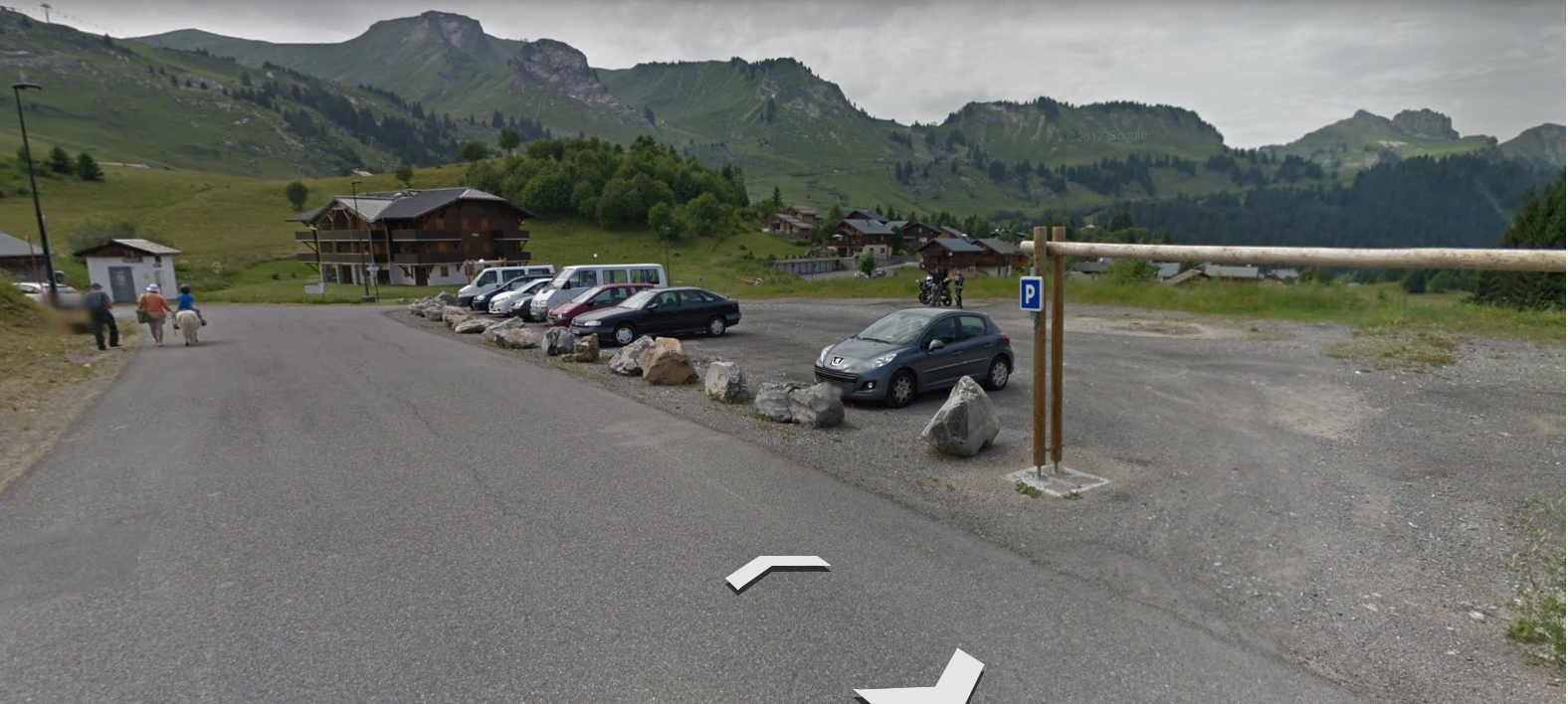 © Parking des Pompiers P6 - Google earth