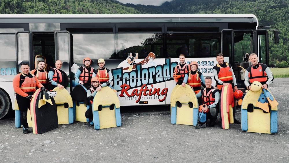 © Inflatable canoeing - ecolorado rafting