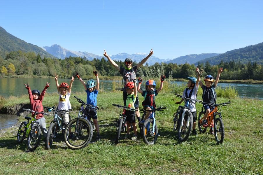 © Mountain bike courses for children - Bike Experience