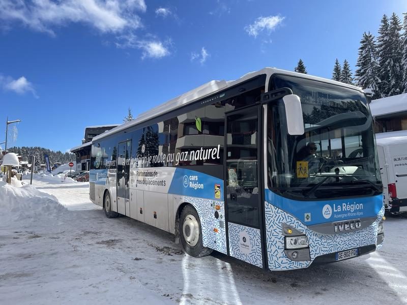 © Free shuttle bus from Sommand - Praz de Lys Sommand