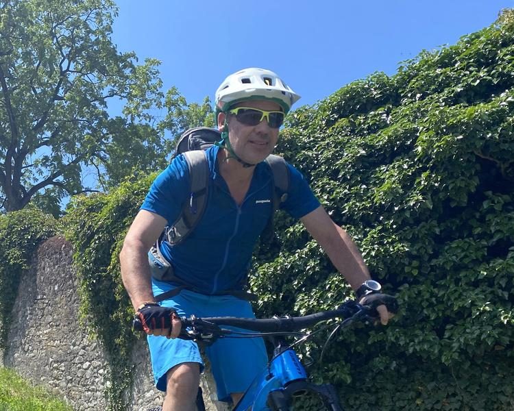 © E-mountain bike tour_Taninges - André Genin