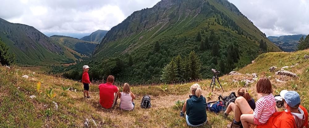 © Picnic day with marmots and chamois_Taninges - Mathias Mercier