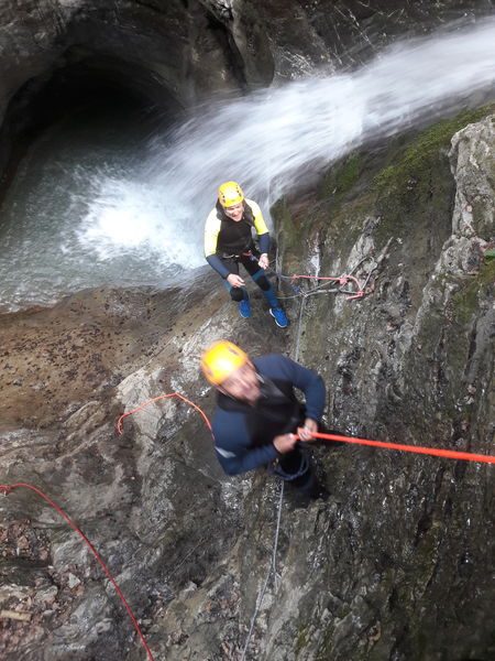 © Discovery of canyoning in family with Trekycimes - Pauline Pretet