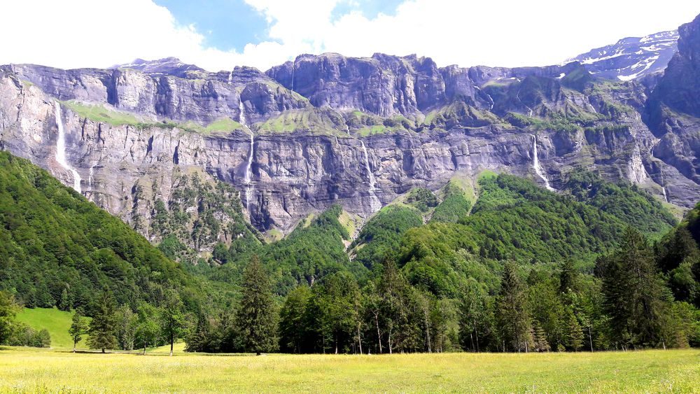 © Natural Reserve of Fer-à-Cheval Cirque - Laurent Vriez