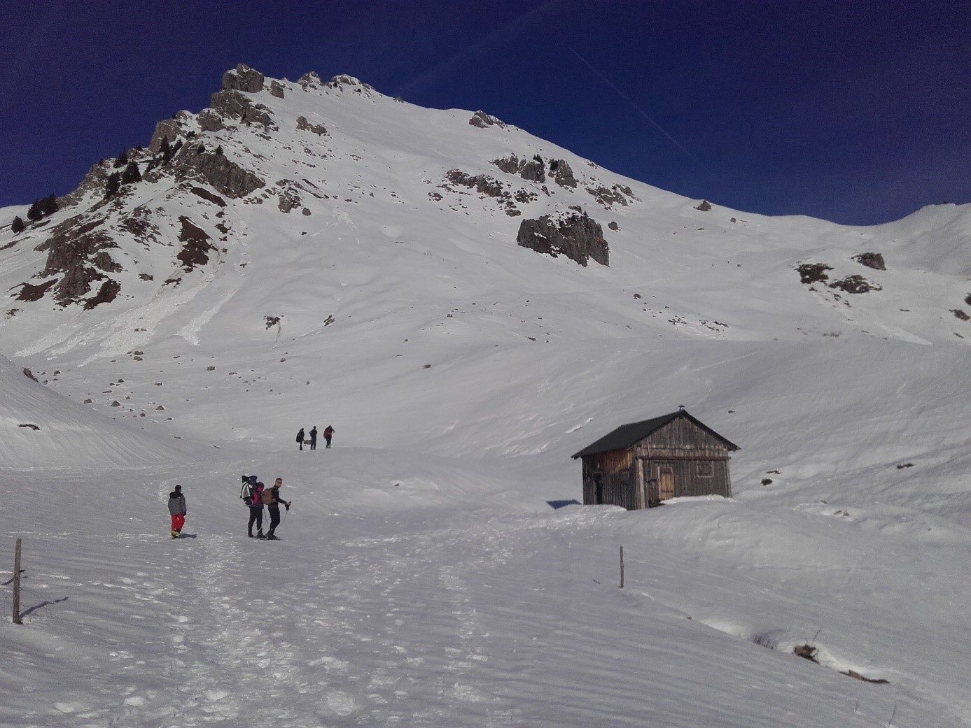 © Snowshoeing day with Swiss fondue in a private chalet - Mathias Mercier