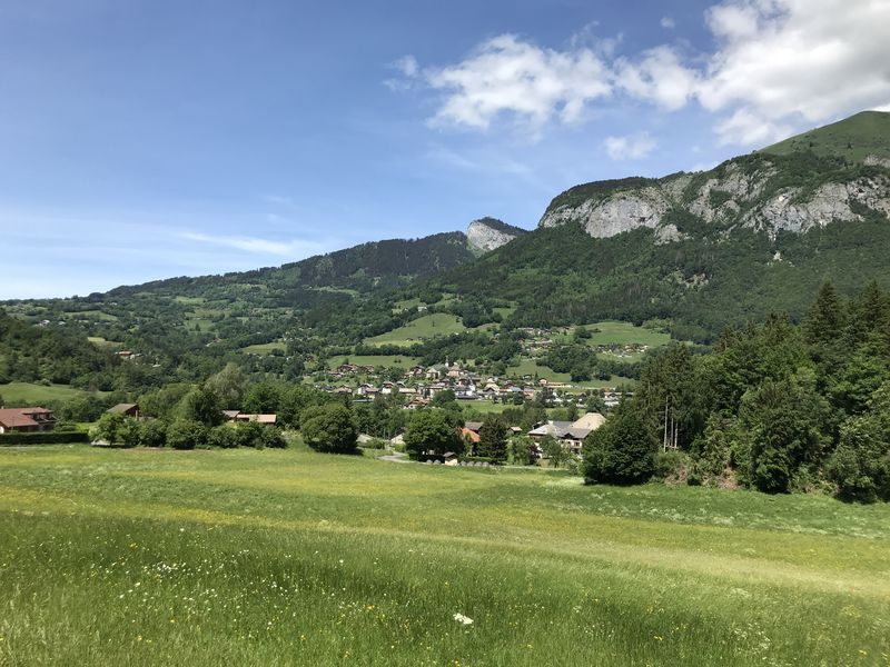 Tour of Mont Mailly