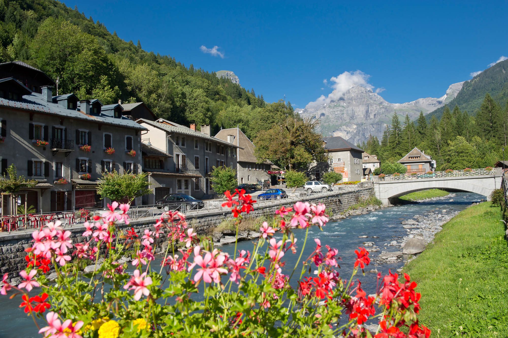 © Cycling round trip: Fer-à-Cheval round trip - - © Savoie Mont Blanc - Anglade